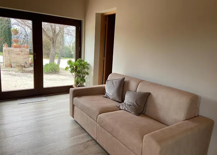 Giulia Villa Appignano (Macerata)